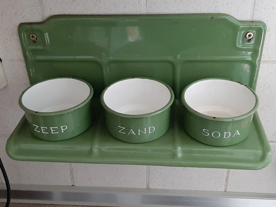 Image 1 of Sand Soap Soda rack