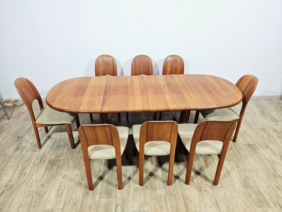 Tavolo allungabile in teak danese + sedie di Möbelfabrik Holstebro, anni '70, set di 9 (photo 7 of 24)
