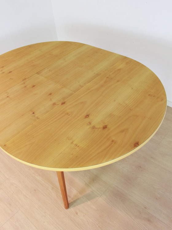 Vintage Dining Table (Turning Top) – Round – Wood (photo 12 of 12)