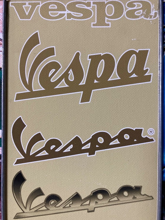 Image 1 of Grande toile de collage Vespa