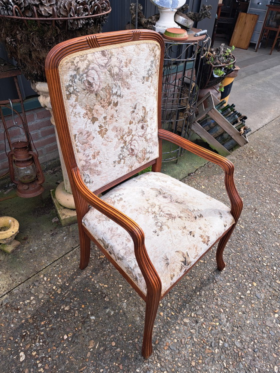 Image 1 of Antieke Slaapkamerstoel Afmetingen 56 x 52cm en 108cm Hoog Zithoogte ca 46cm