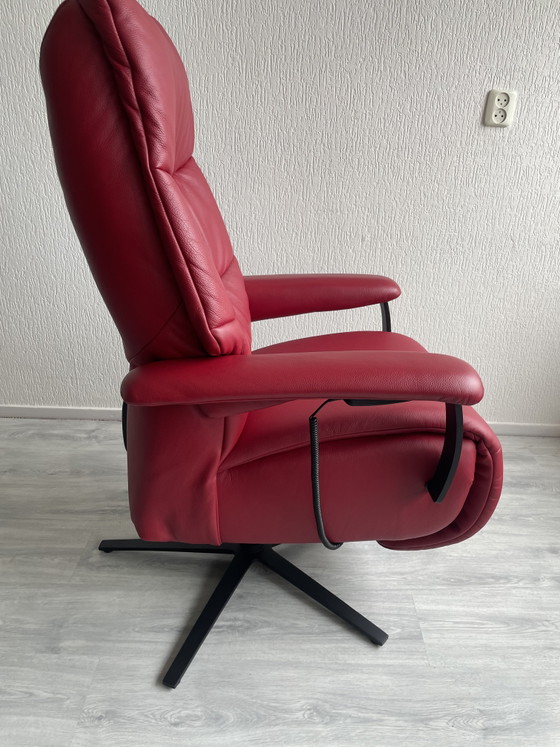 Sillón elevador | Cuero | Asiento nuevo | Rojo – Meubelzorg, Sillones reclinables, Leather, Metal (photo 3 of 9)