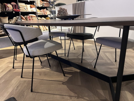 Mesa de comedor Hill de Hofstede Raanhuis – Mesas de comedor (photo 4 of 5)