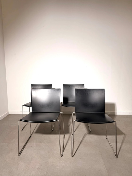 MDF Italia Sedie da pranzo minimaliste – Set di 4 (photo 2 of 5)