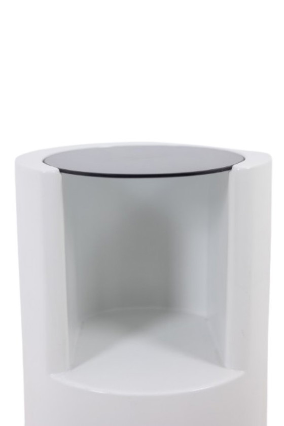 Image 1 of Pareja de extremos de sofá estilo Space Age. Circa 196070.