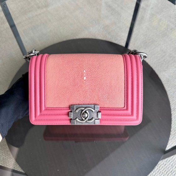 Image 1 of Chanel Boy Small - Rosa razza, finiture in rutenio e argento, Serie 18