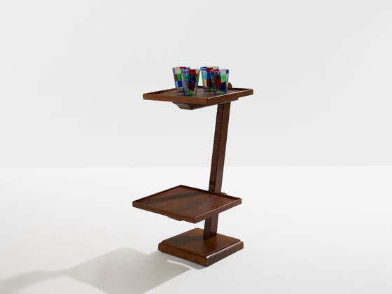 Image 1 of Franse art deco serveertafel van getint eikenhout uit 1940.