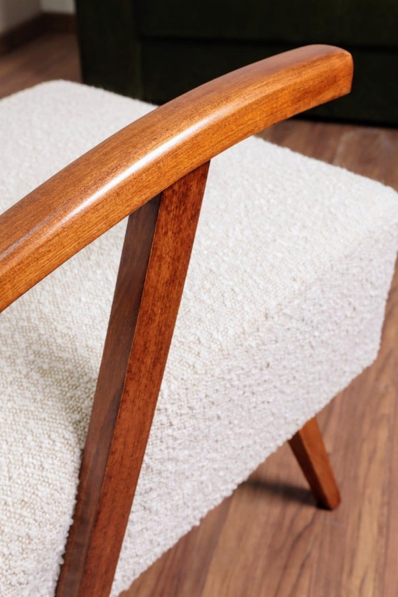 Image 1 of Vintage Lounge Chair Bouclè Pearl Full Refurbished, 1970s.