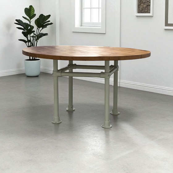 Image 1 of Table à manger en chêne massif 140 cm piètement industriel