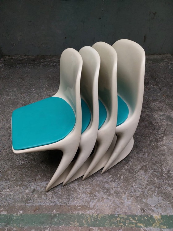 4 chaises Casalino vintage de style Space Age, conçues par Alexander Begge pour Casala. (photo 2 of 33)