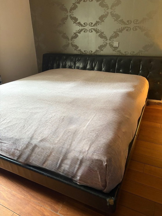 Image 1 of Jackie Poltrona Frau bed, ontwerp Jean Marie Massaud 2006