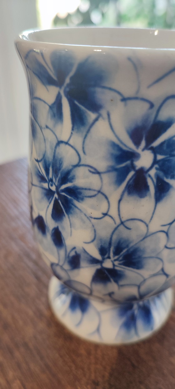 Image 1 of Tazza/tazza in porcellana antica con motivo floreale