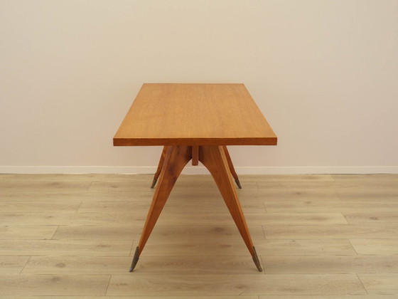 Image 1 of Eikenhouten bureau, Italiaans design, jaren 70, vervaardigd in Italië.