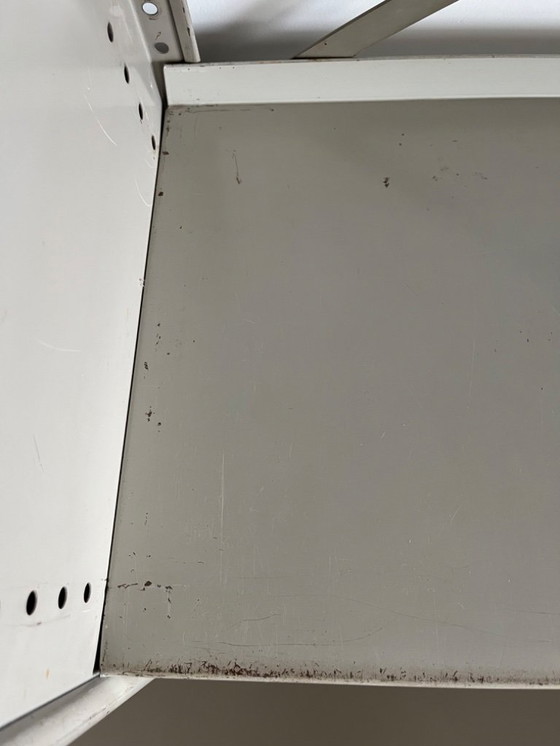 Image 1 of Twee stalen stellingkasten