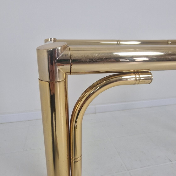 Image 1 of Tavolino rettangolare italiano in ottone, bambù e vetro fumé, anni '70