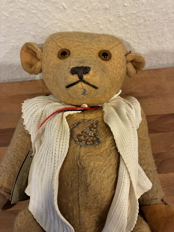 Image 1 of Artist's Bar by Ingeborg Taivanalo-Lutz