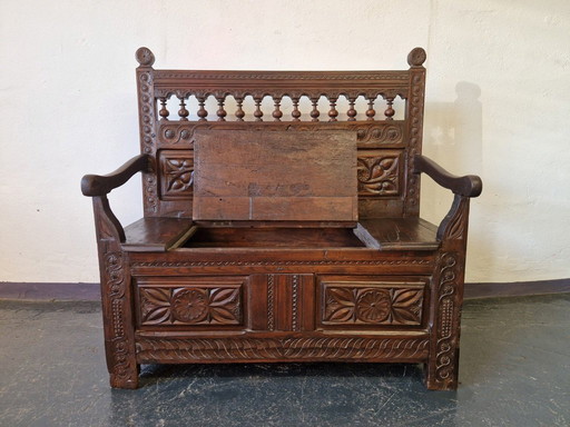 Banc coffre, banc d'assise, coffre, espace de rangement
