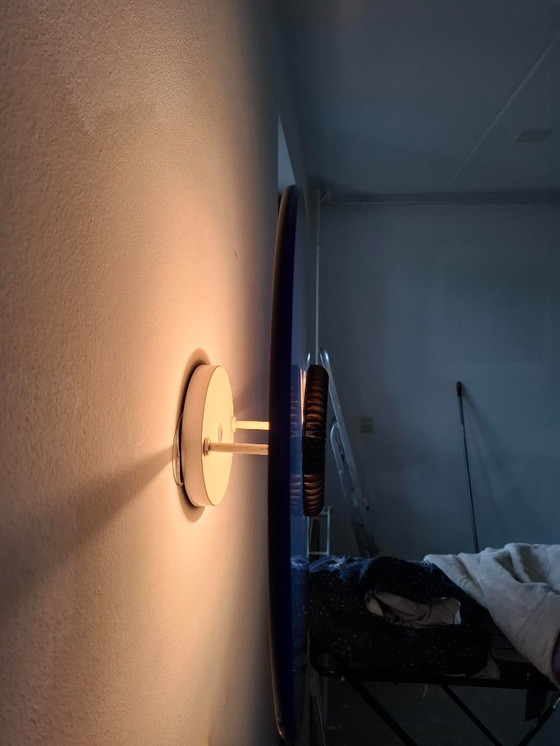 Image 1 of Wandlamp rond glas blauw/paars