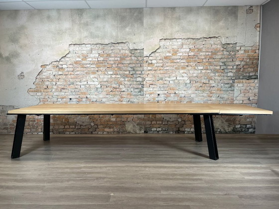 Tavolo da pranzo allungabile – Legno e metallo nero – Tavoli da pranzo, Wood (photo 2 of 9)