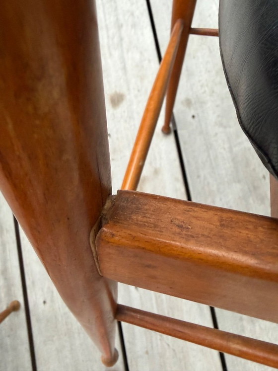 Three slender, charming 1960s French dining chairs - need restoration – Wood, Skai (photo 9 of 11)