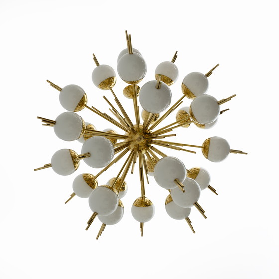 Image 1 of Grote spoetnik kroonluchter van Murano glas en messing