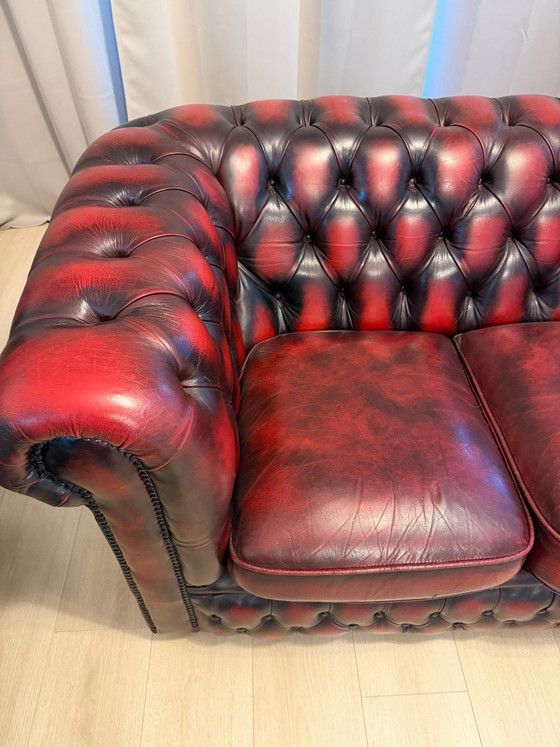 Chesterfield Oxblood – Divani 3 posti, Pelle (photo 8 of 8)