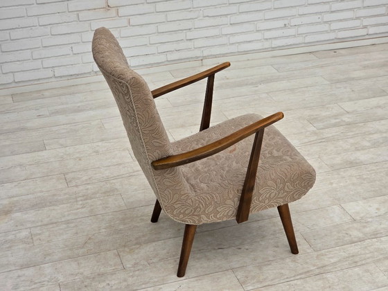 Image 1 of Deense fauteuil uit de jaren 60, bekleed met meubelwol en gemaakt van beukenhout.