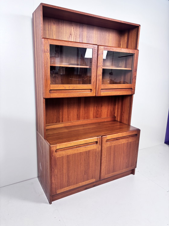 Image 1 of Vintage vitrinekast teak deens