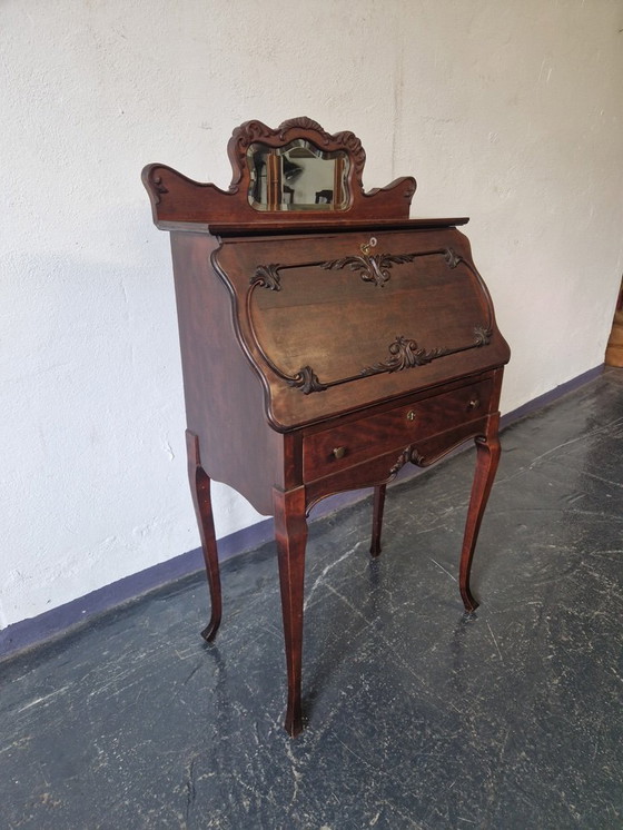 Image 1 of Escritorio de secretaria para damas Art Nouveau