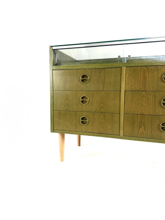 Image 1 of 2 vetrine vintage danesi anni '60