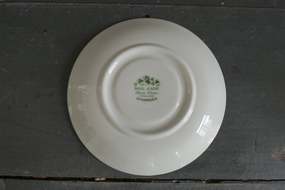 Image 1 of Tazza e piattino Shamrock Royal Albert vintage 8 x