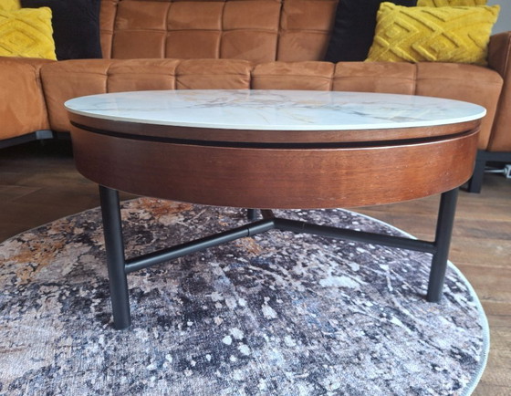 Image 1 of Mesa de centro redonda única con compartimento de almacenamiento, 80 cm, nueva