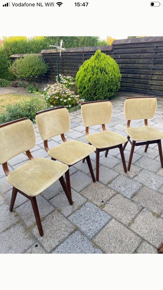 Image 1 of Set van 4 vintage jaren 60 stoelen 