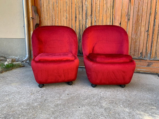 Set of Mid-Century Red Velvet Armchairs, 1960s – Mid Century Modern (photo 2 of 6)