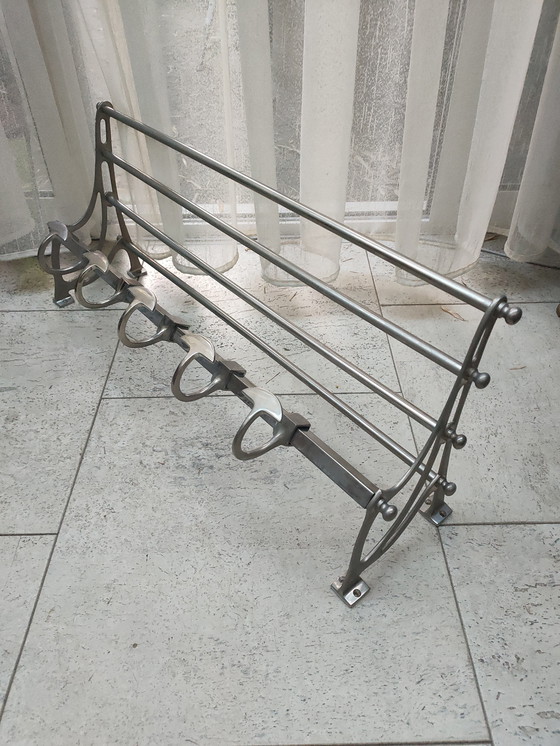 Image 1 of Zug-Garderobe Art Deco.