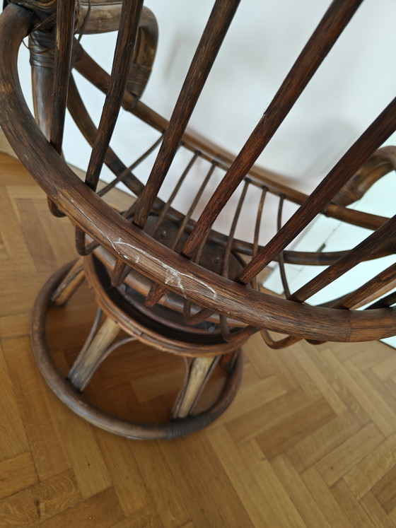 Set Rattan Mid-Century | Sedia, Sedia Girevole & Tavolo in Vetro Fumè – Set da salotto, Glass (photo 15 of 15)