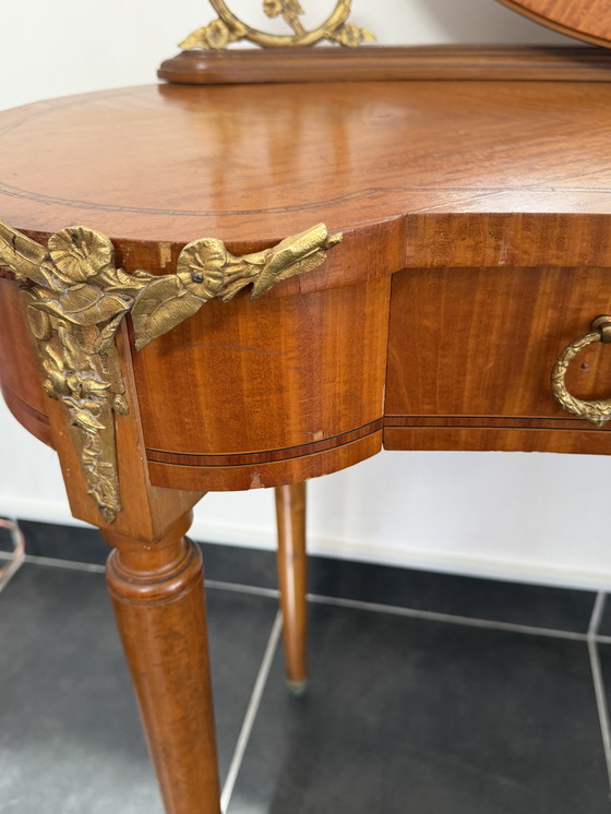 Image 1 of Magnífico tocador antiguo, firmado