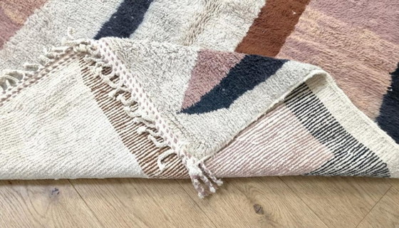 Image 1 of Tapis marocain artisanal en laine  250cmx150cm