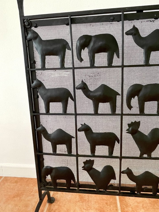 Image 1 of Parascintille in ferro battuto a forma di animale, stile Atelier Marolles, Francia, 1950