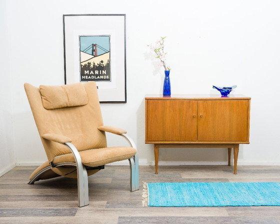 Image 1 of 60er Jahre,Zweitürige Kommode/Sideboard in Nussbaum