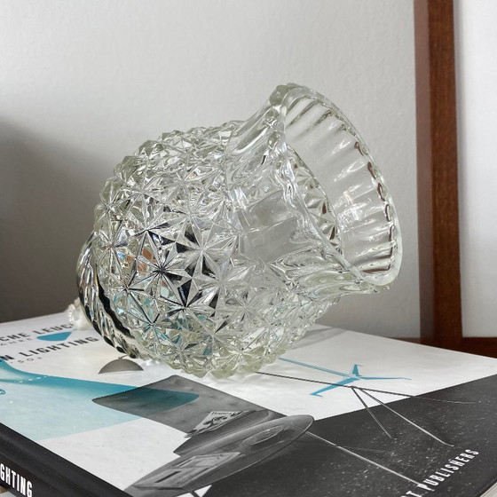 Image 1 of Lámpara portátil antigua de globo en vidrio transparente