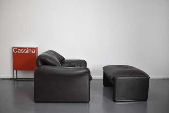 Magnifique Fauteuil Design Cassina Maralunga & Repose-pieds – Leather (photo 15 of 15)