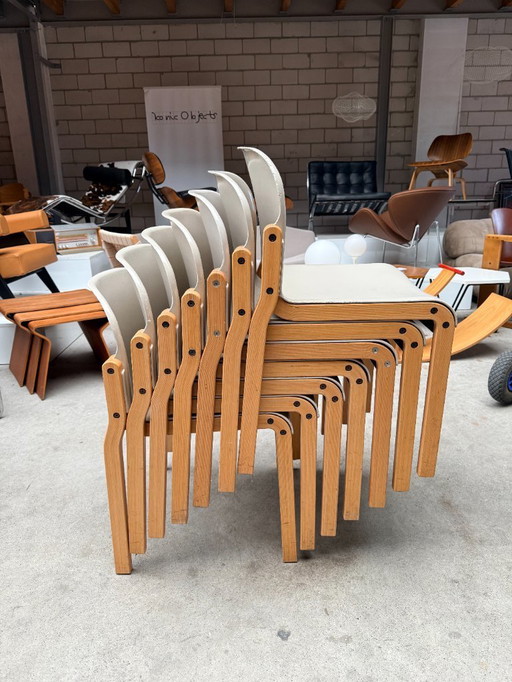 7 sillas apilables Kembo Holland Dolmas de J.B. Meijer