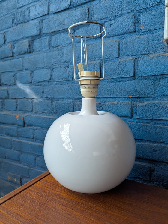 Image 1 of Deense vintage witte tafellamp 