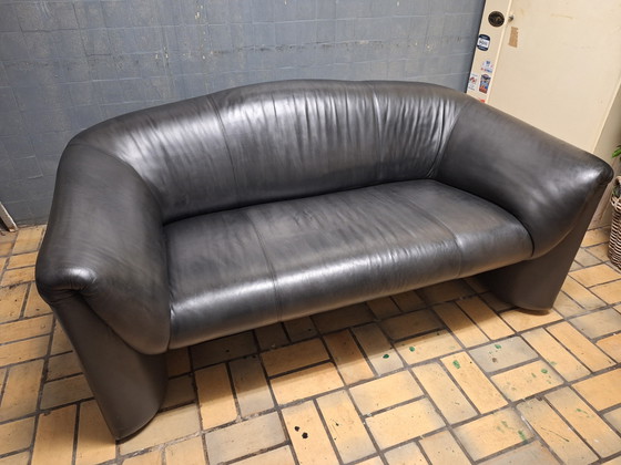 Leolux Sofás de 2 plazas negro Mink de 1982 – Leather (photo 7 of 7)