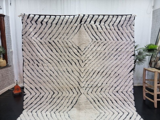 Alfombra Beni Ourain marroquí blanca hecha a mano, tamaño 200/300 cm. – Alessi, Wool (photo 4 of 8)
