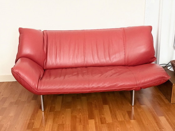 Leolux Tango design Sofa red leather (2-seater) – Metal (photo 3 of 6)