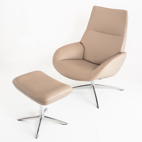 Sillón de piel con reposapiés. Modelo Lotus. Fabricante: Kebe. ​​Dinamarca. – Sillones reclinables, Leather (photo 5 of 13)