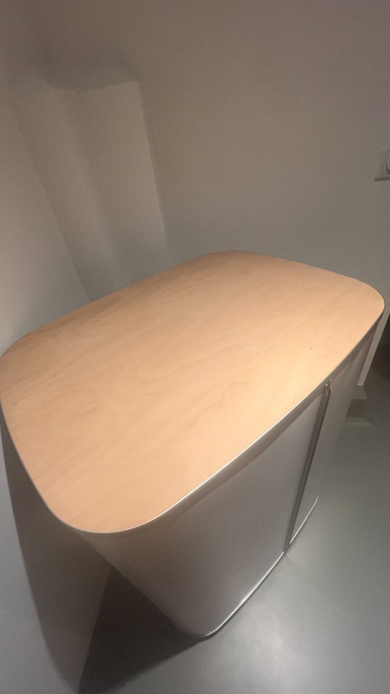 Image 1 of WOGG nr. 20  1999  Containermeubel  Ontwerp van Benny Mosimann