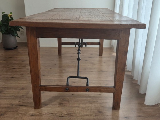 Tavolo da pranzo antico spagnolo con gambe a cavalletto - Legno massello e ferro battuto (200x89 cm) (photo 8 of 20)